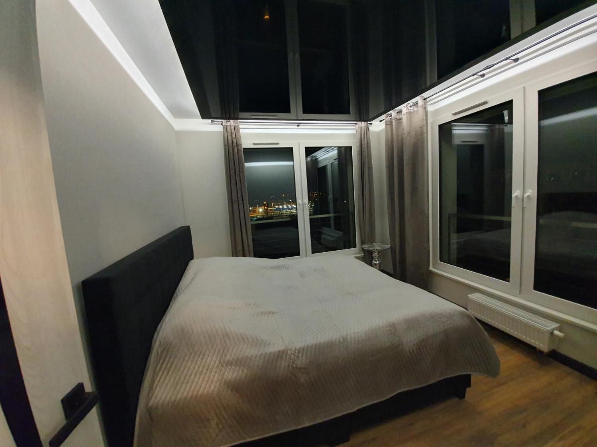 Apartament Skarbowa 1 A Silver And Gold 莱什诺 外观 照片
